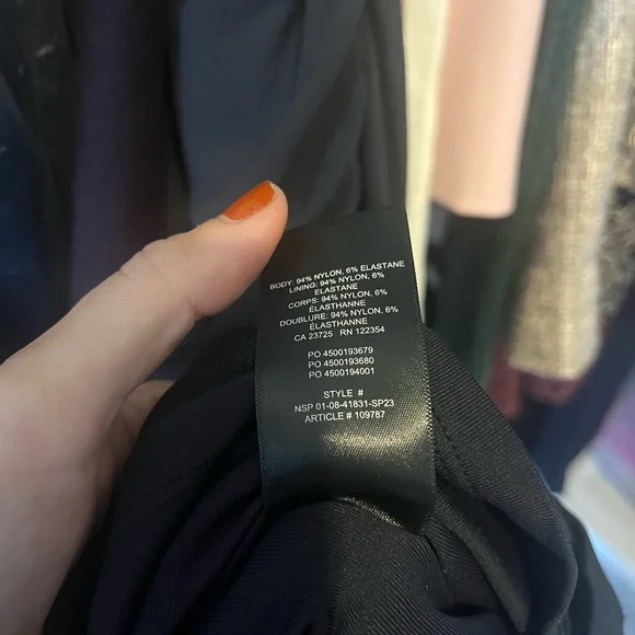 Aritzia short sleeve Contour Ruched black dress - Picture 8 of 8